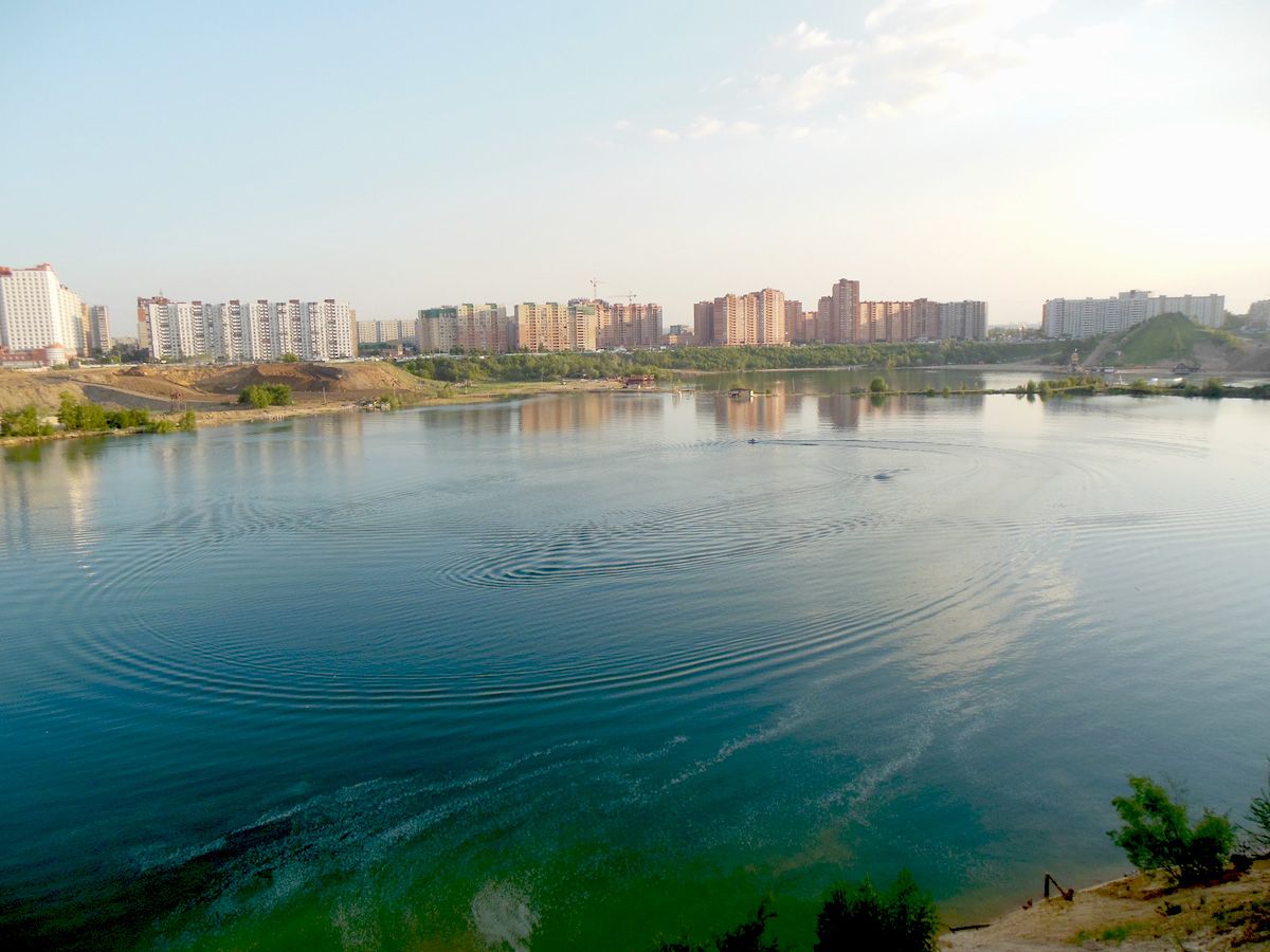 4 пруда. Район Строгино водоем. Московские водоемы для купания. Пруды в Москве для купания. Водные объекты Москвы пруды.